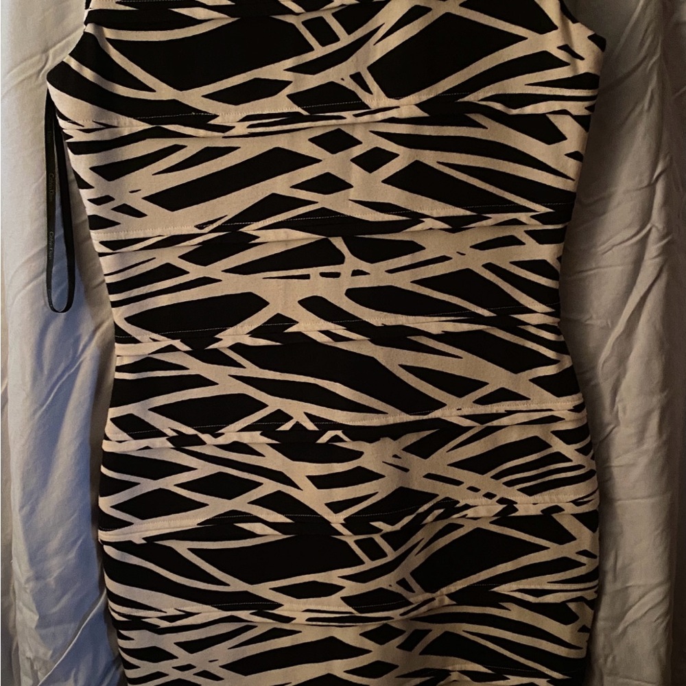 Calvin Klein size 4 , in very good condition